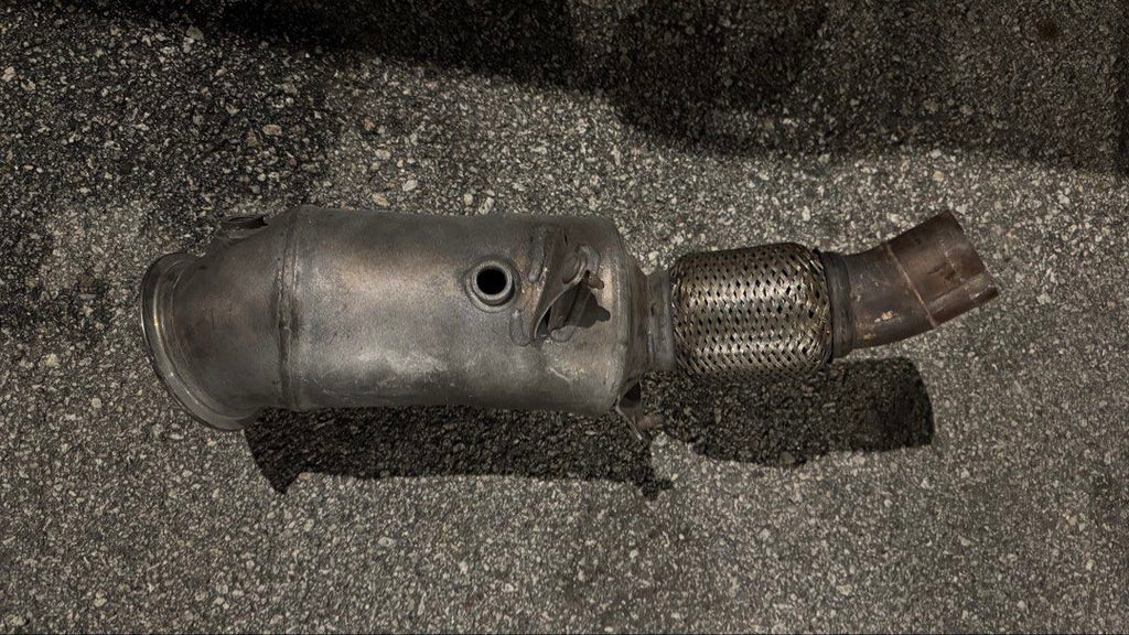 BMW F30 N20 downpipe with flexible braided exhaust section
