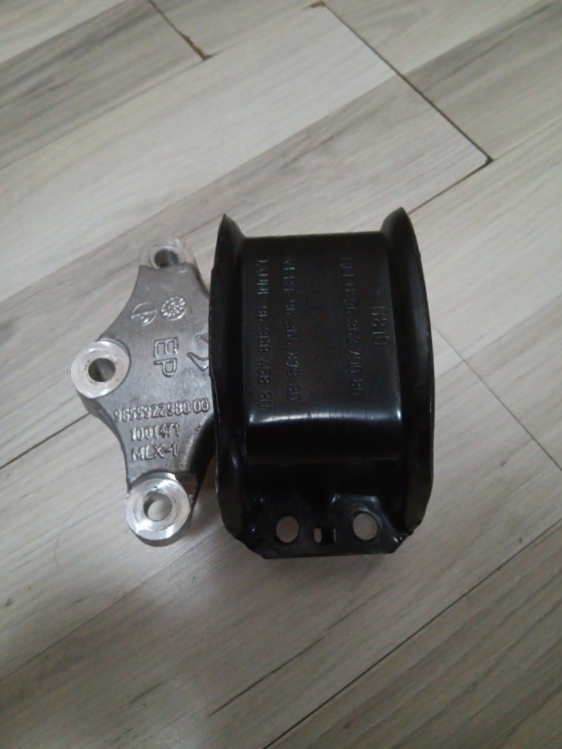 Peugeot/Citroën Engine Mount MLX-1