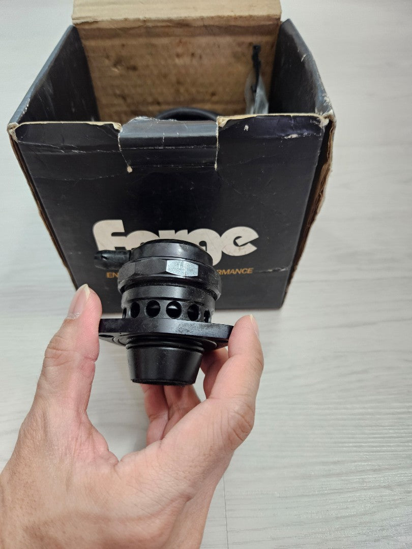 Forge black blow-off valve for Mercedes-AMG A45 CLA45 and GLA45