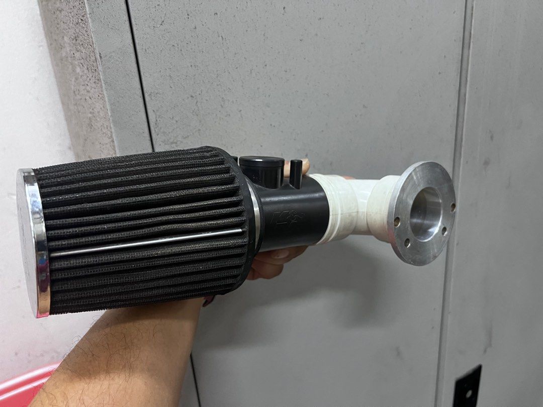 K&N open pod filter assembly for Classic Mini side view