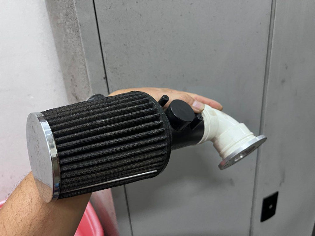 K&N logo on filter end cap