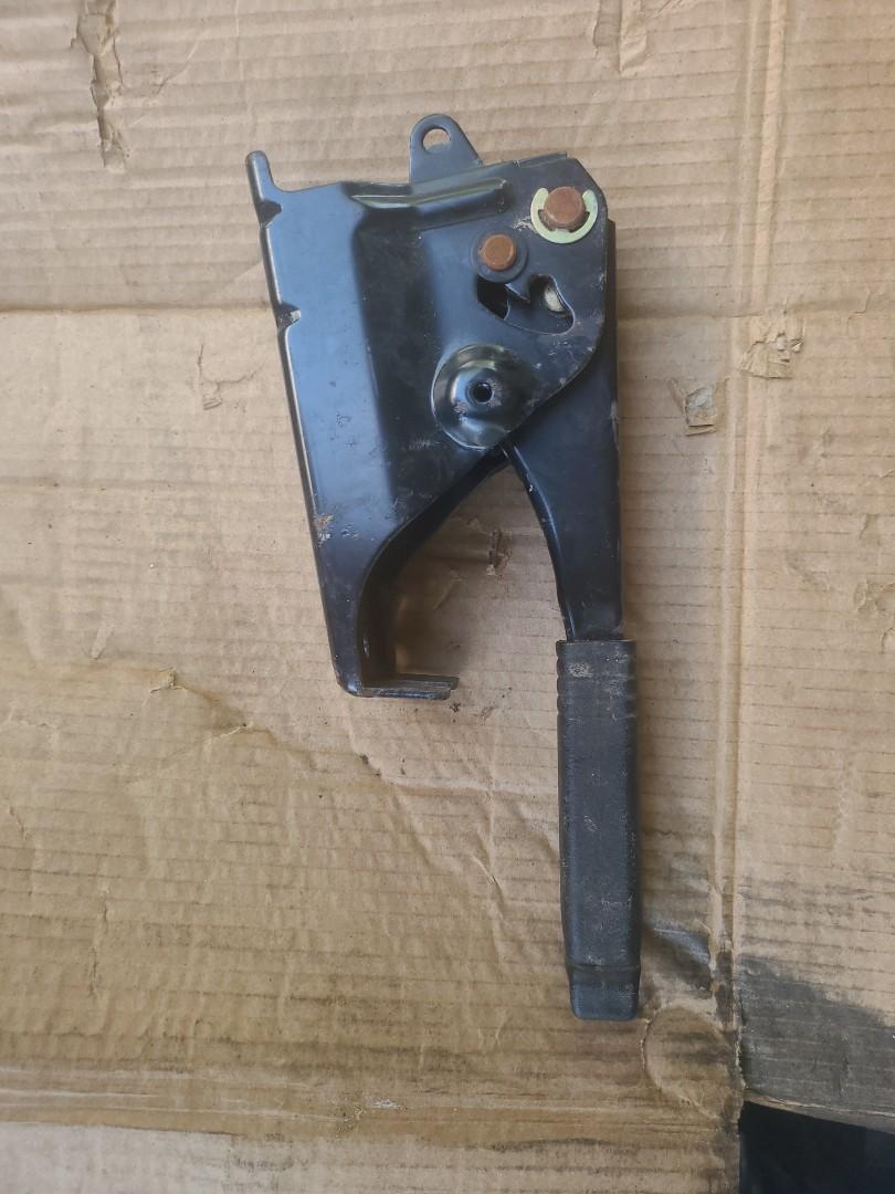 Nissan diesel dumper hand-control lever assembly with padded handle