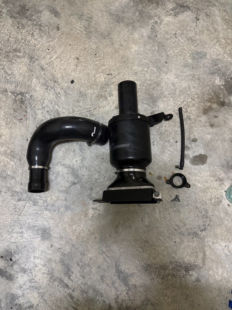 RacingLine high-flow cold air intake housing and duct